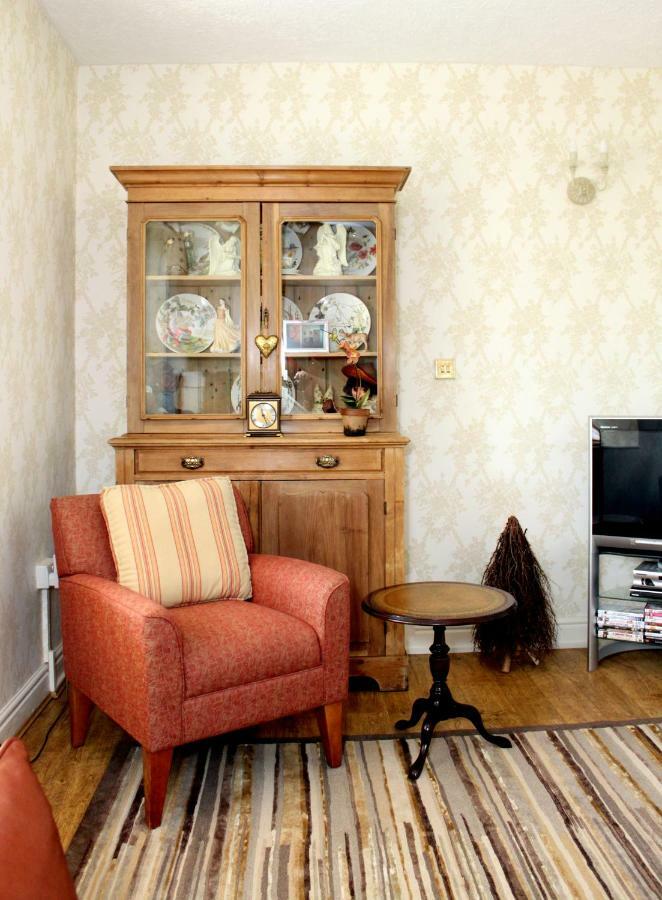 Ty Llwyd Bed and Breakfast Treffynnon Exteriör bild