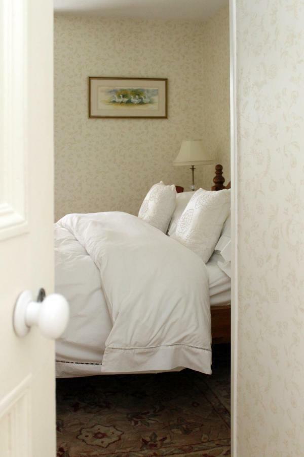 Ty Llwyd Bed and Breakfast Treffynnon Exteriör bild