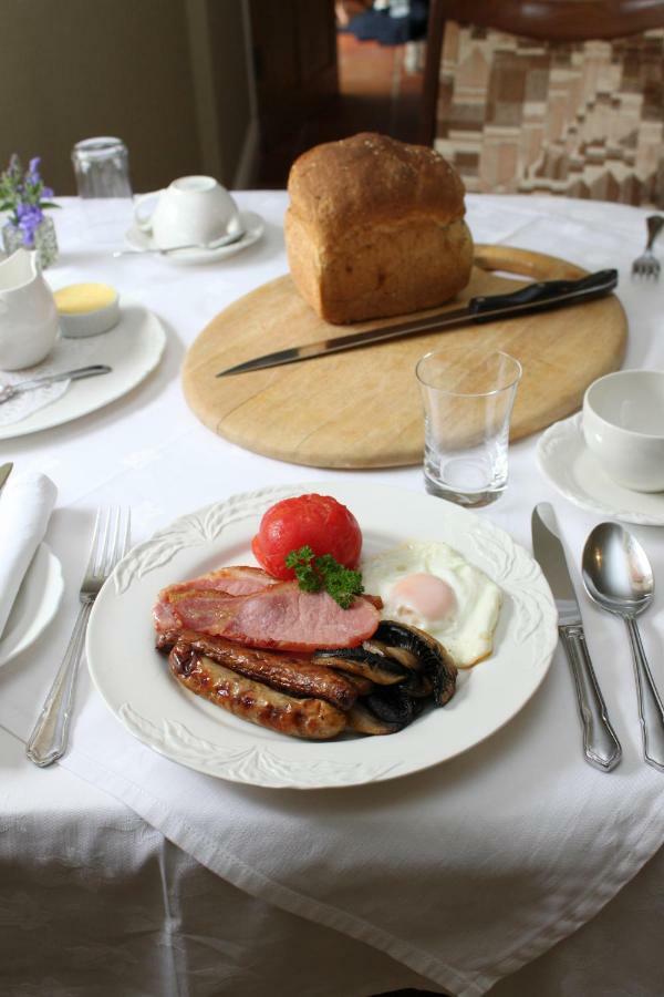 Ty Llwyd Bed and Breakfast Treffynnon Exteriör bild